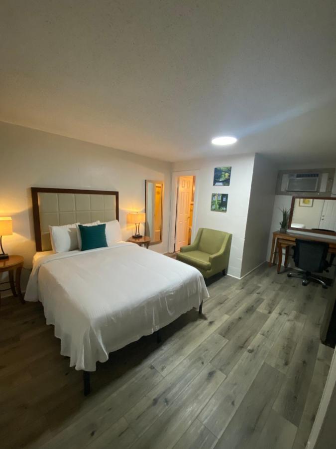 American Inn ペンサコーラ エクステリア 写真